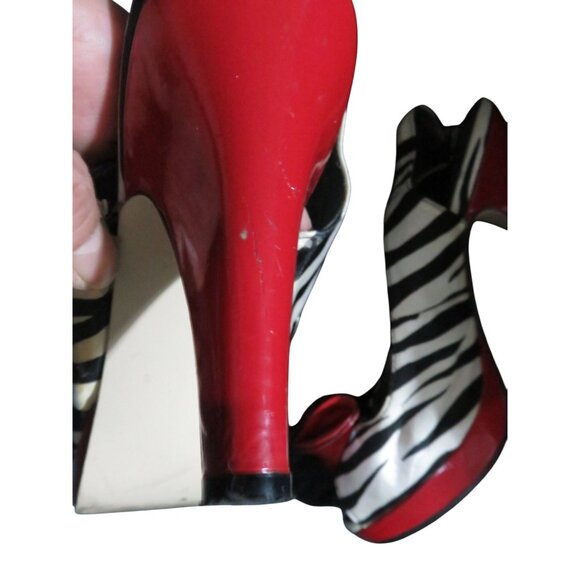 Steve Madden Madden Girl Krownnn Red Heels & Zebra Striped peep toe Slingbacks - Picture 9 of 13
